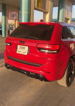 جیپ گراند شیرۆکی